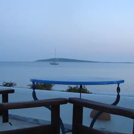 Ξενοδοχείο Galatis 3*